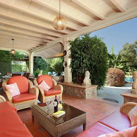 Lovely In Old Town By Renthousing