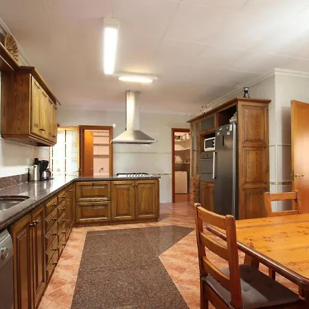 Villa Lovely In Old Town By Renthousing Pollença