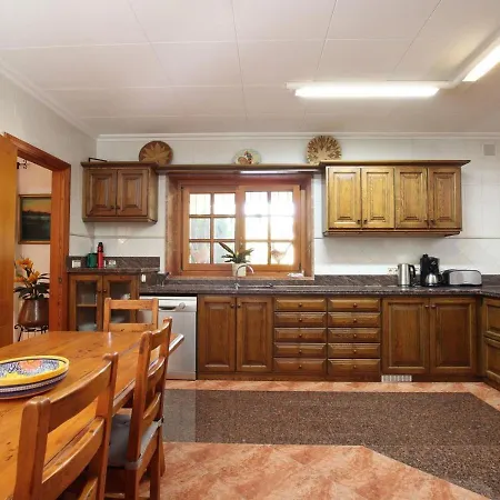 Villa Lovely In Old Town By Renthousing Pollença