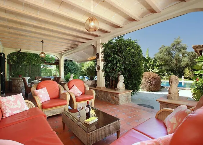 Lovely In Old Town By Renthousing