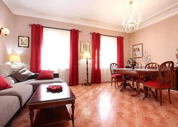 Lovely In Old Town By Renthousing Villa *