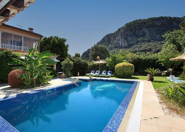 Lovely In Old Town By Renthousing * Pollença