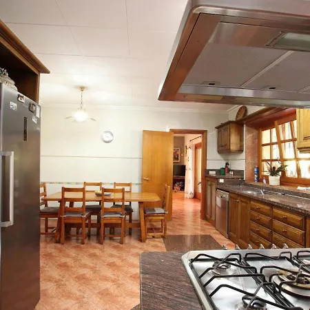 Villa Lovely In Old Town By Renthousing