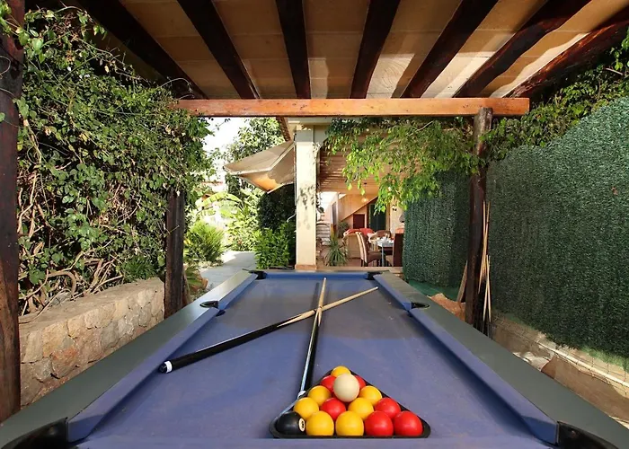 Lovely In Old Town By Renthousing